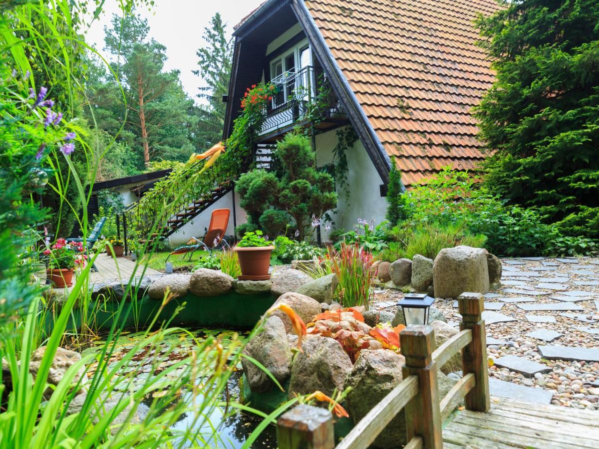 Lovely Apartment In Rusko With Pool Garden Ujście-Darłowskie Exteriör bild