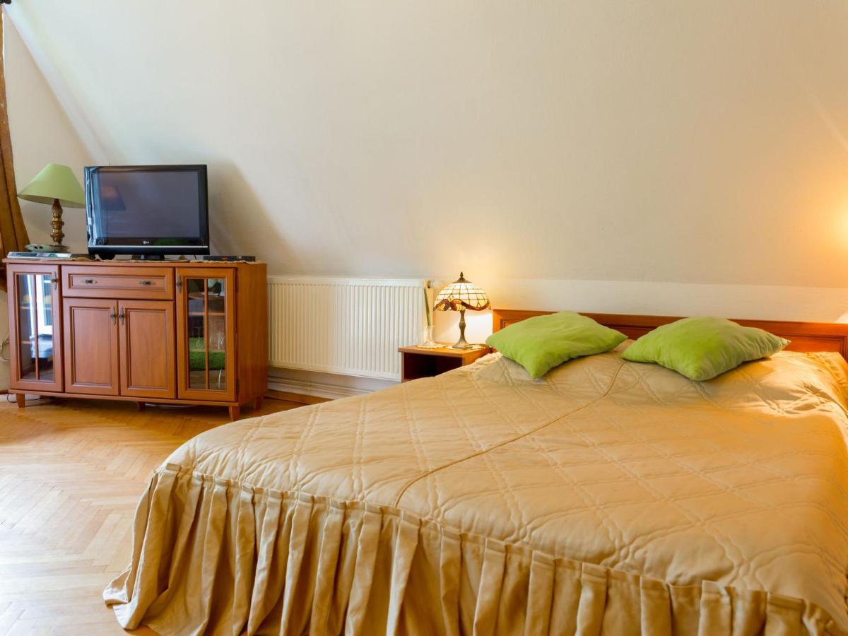 Lovely Apartment In Rusko With Pool Garden Ujście-Darłowskie Exteriör bild